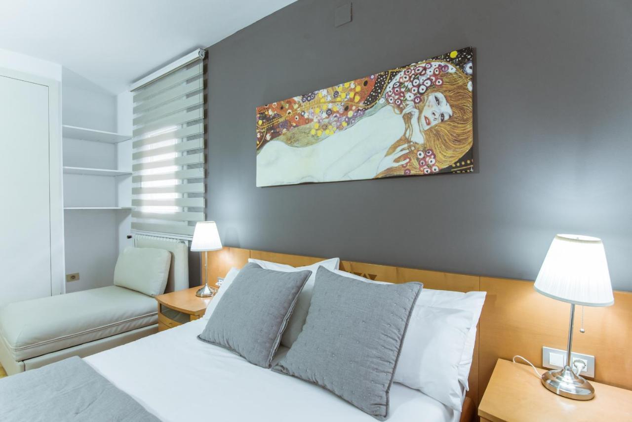 Two Bedroom Townhouse Within 10Min Walk From Beach 바르셀로나 외부 사진