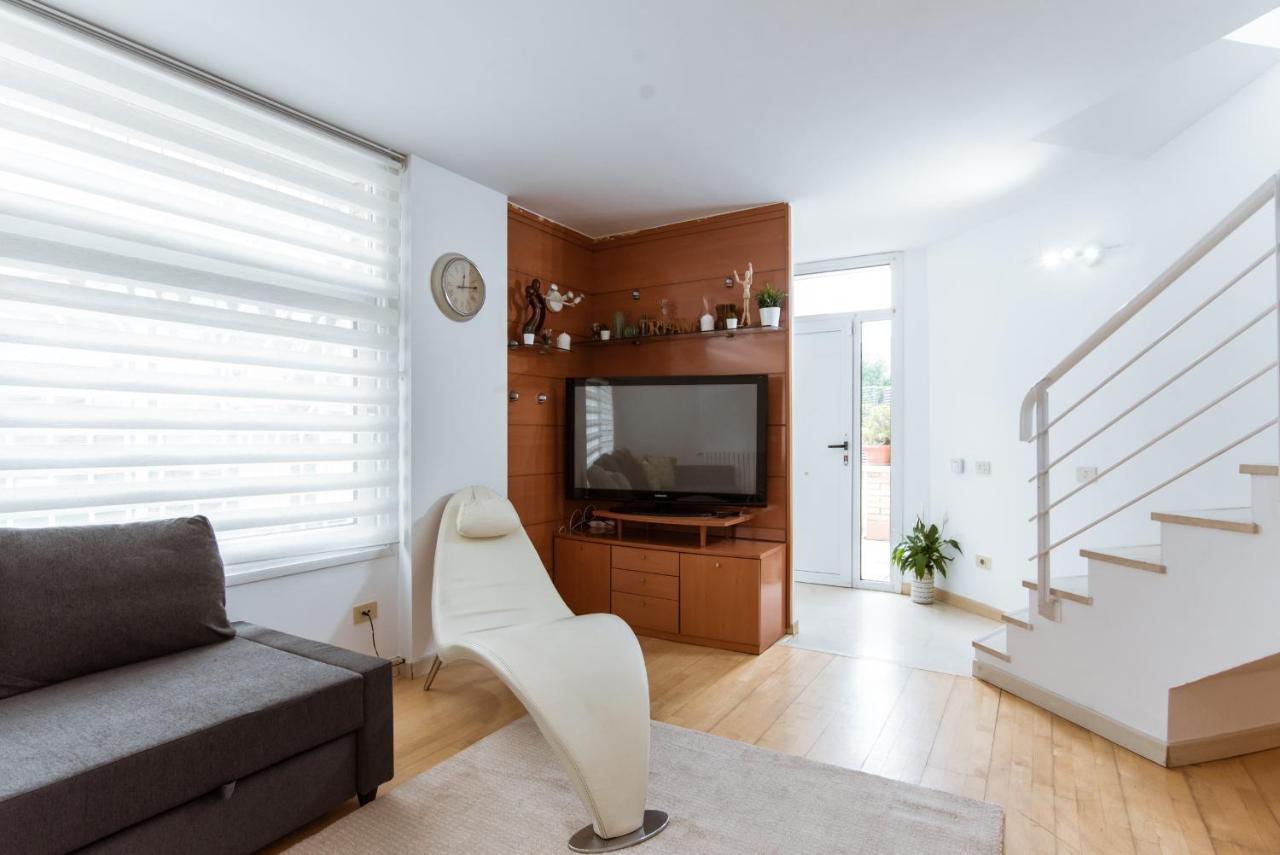 Two Bedroom Townhouse Within 10Min Walk From Beach 바르셀로나 외부 사진