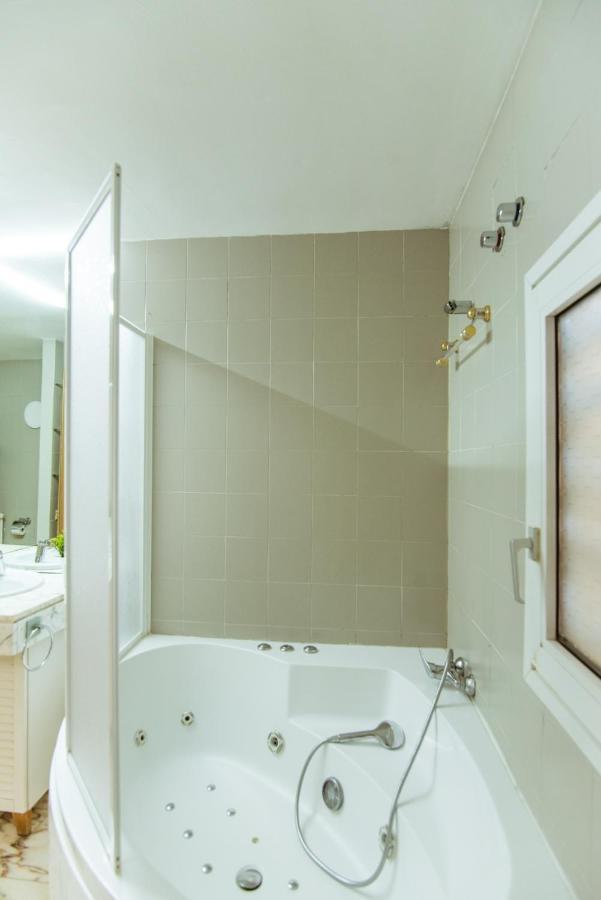 Two Bedroom Townhouse Within 10Min Walk From Beach 바르셀로나 외부 사진