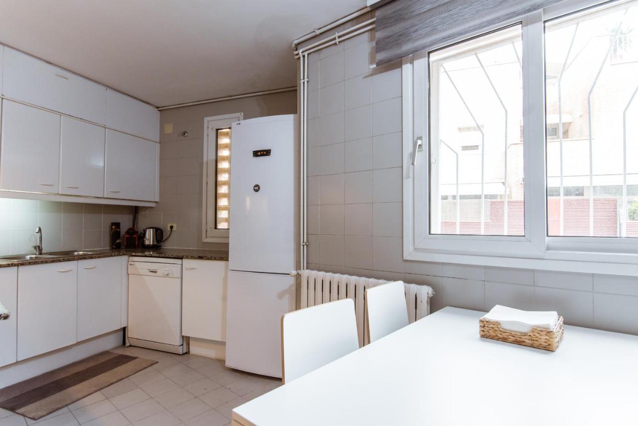 Two Bedroom Townhouse Within 10Min Walk From Beach 바르셀로나 외부 사진